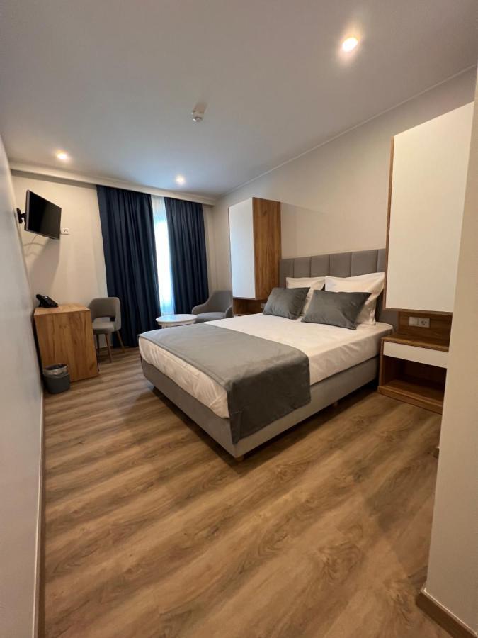 Hotel Le Postillon Echternach Exterior foto
